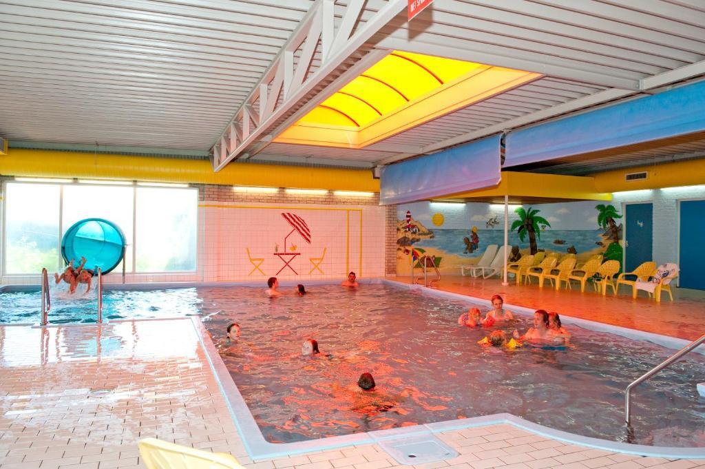 Camping Scheldeoord Baarland ภายนอก รูปภาพ