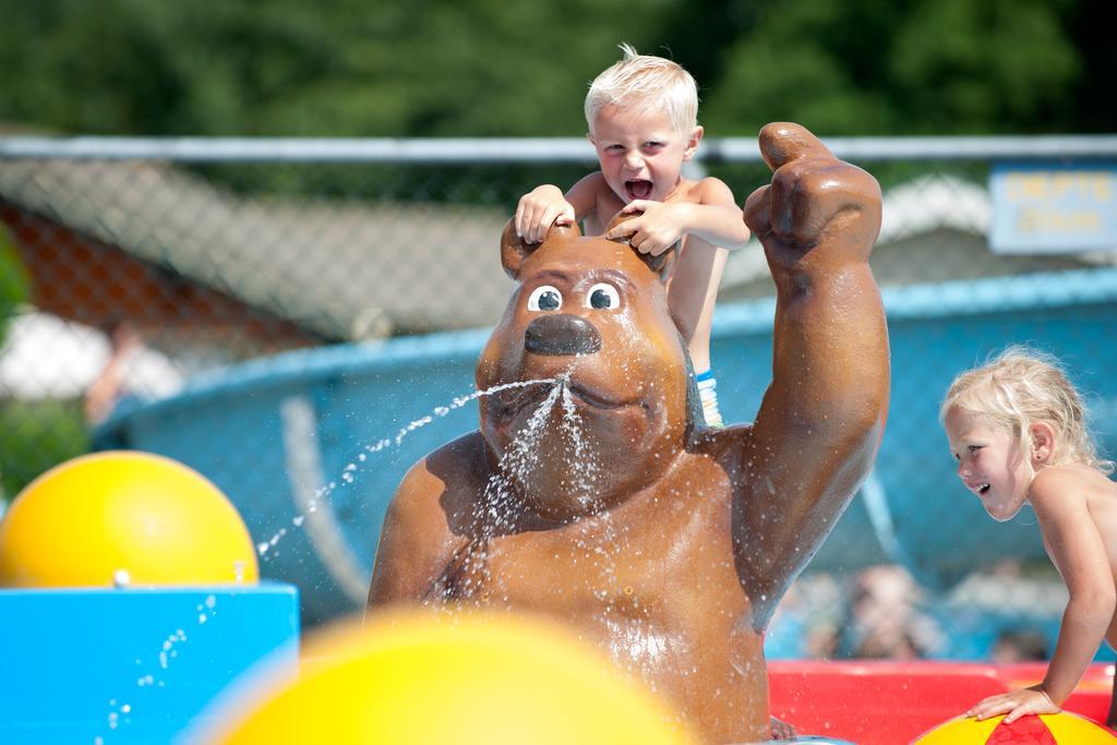 Camping Scheldeoord Baarland ภายนอก รูปภาพ